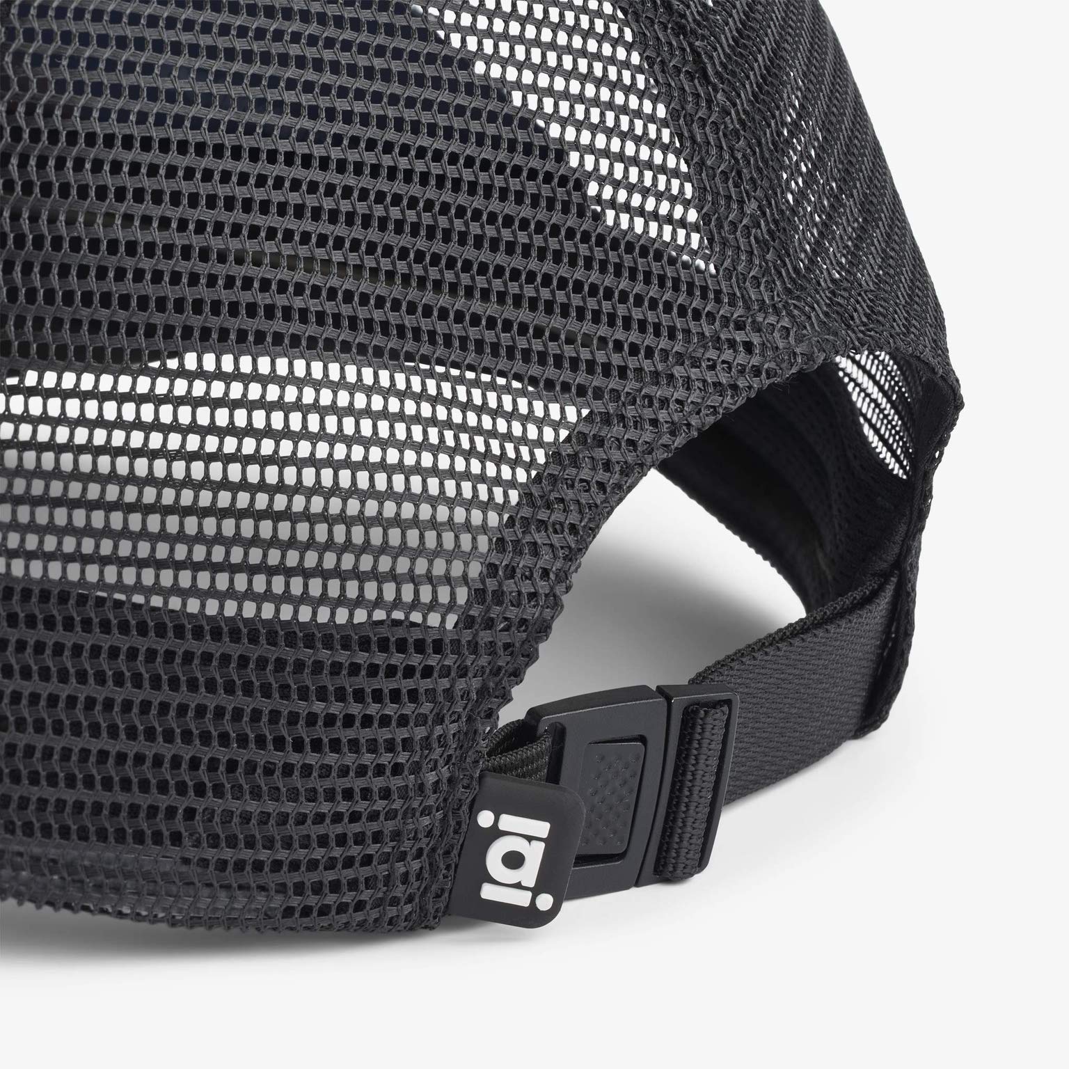 Actiivate - BERN Flece Trucker Cap - Black - Headz Up 