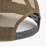 Upfront Nordic DAN A-Shape Trucker Cap i cognac med mesh bag, justeret snapback, casual hovedbeklædning.