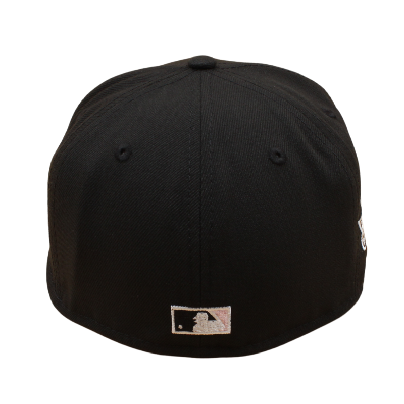 New Era - 59FIFTY Fitted Cap - Chicago White Sox - 2005 World Series - Black/Pink UV - Headz Up 