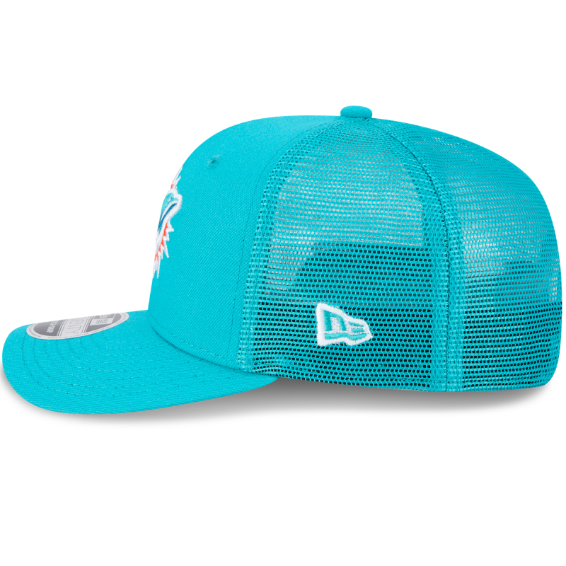 New Era 9SEVENTY stretch mesh snapback cap med Miami Dolphins logo, sort med grønne detaljer og justerbart spænde