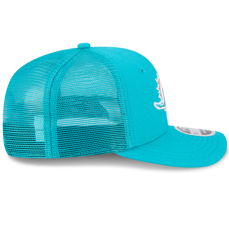 New Era Miami Dolphins 9SEVENTY Stretch Mesh Snapback cap med justerbar snaplukning og mesh paneler.