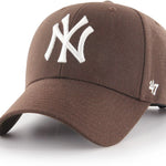 Brun '47 New York Yankees MVP snapback baseballkasket med flat skygge og logo foran.
