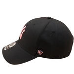 '47 New York Yankees MVP justerbar kasket i navy og pink med logo og broderede detaljer, sporty og komfortabel cap