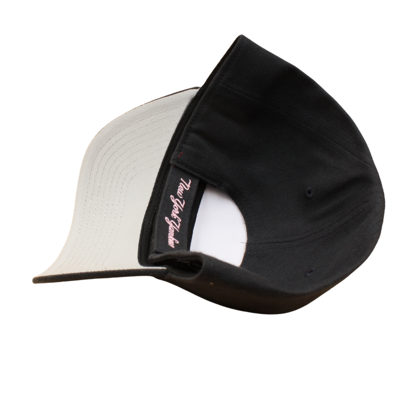'47 New York Yankees MVP justerbar kasket i navy og pink med synligt Yankees-logo og justerbar rem.
