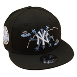 Sort og lyseblå New Era 9FIFTY snapback cap med Yankees logo og 1962 World Series design.