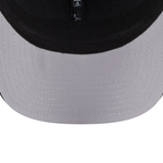 Sort New Era 9SEVENTY Stretch Mesh snapback kasket med Los Angeles Kings logo og mesh-materiale.