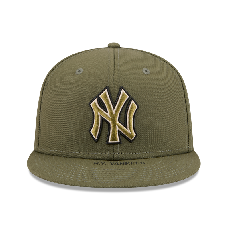 Oliven New Era 59FIFTY kasket med New York Yankees ARMED FORCES-tryk, klassisk fit og sportslig stil