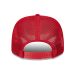 New Era 9SEVENTY stretch mesh snapback cap med San Francisco 49ers logo, sort med røde og gule detaljer, foran og sidevisning