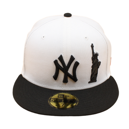 New Era - 59FIFTY Fitted -  New York Yankees Cooperstown - 1996 WS/Statue - White/Red UV