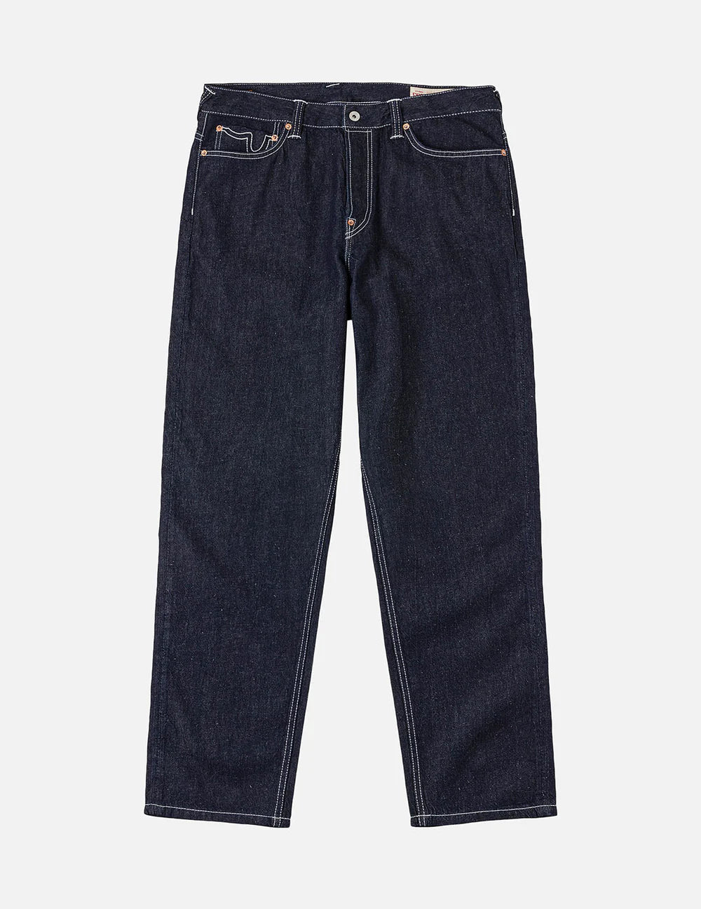 EVISU jeans med håndtrykt Daicock print i vaskede indigo-farver, vises med fokus på stoffets tekstur og designdetaljer