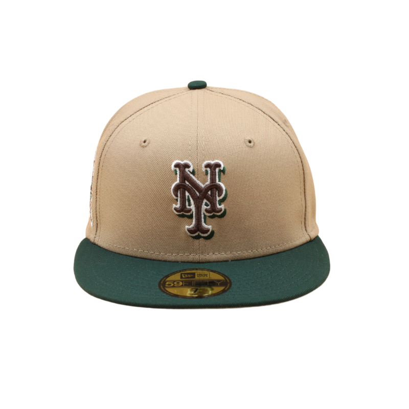 New Era New York Mets Cooperstown 59Fifty cap i kamel og mørkegrøn med 40-års jubilæum, foran vises logo og detaljer