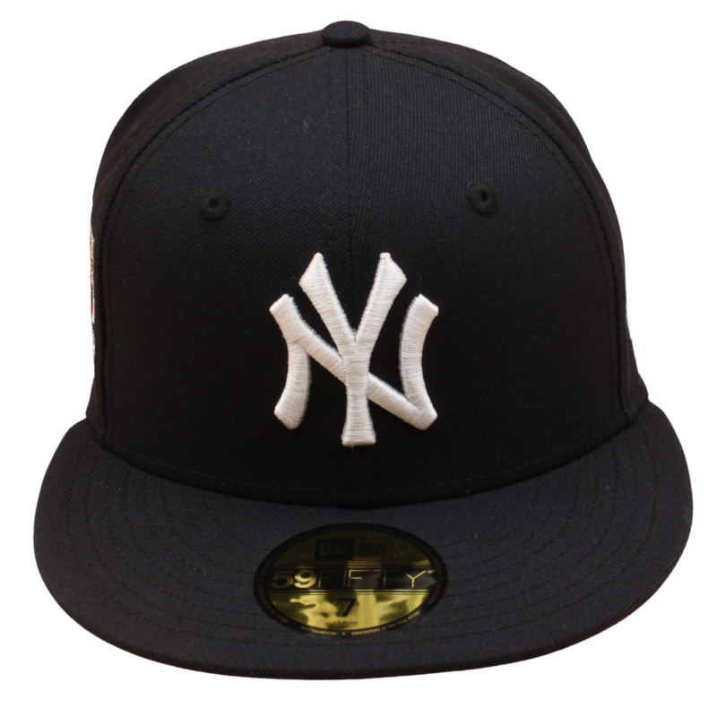 New Era 59FIFTY cap med New York Yankees Jackie Robinson 50th-design i navy og rød