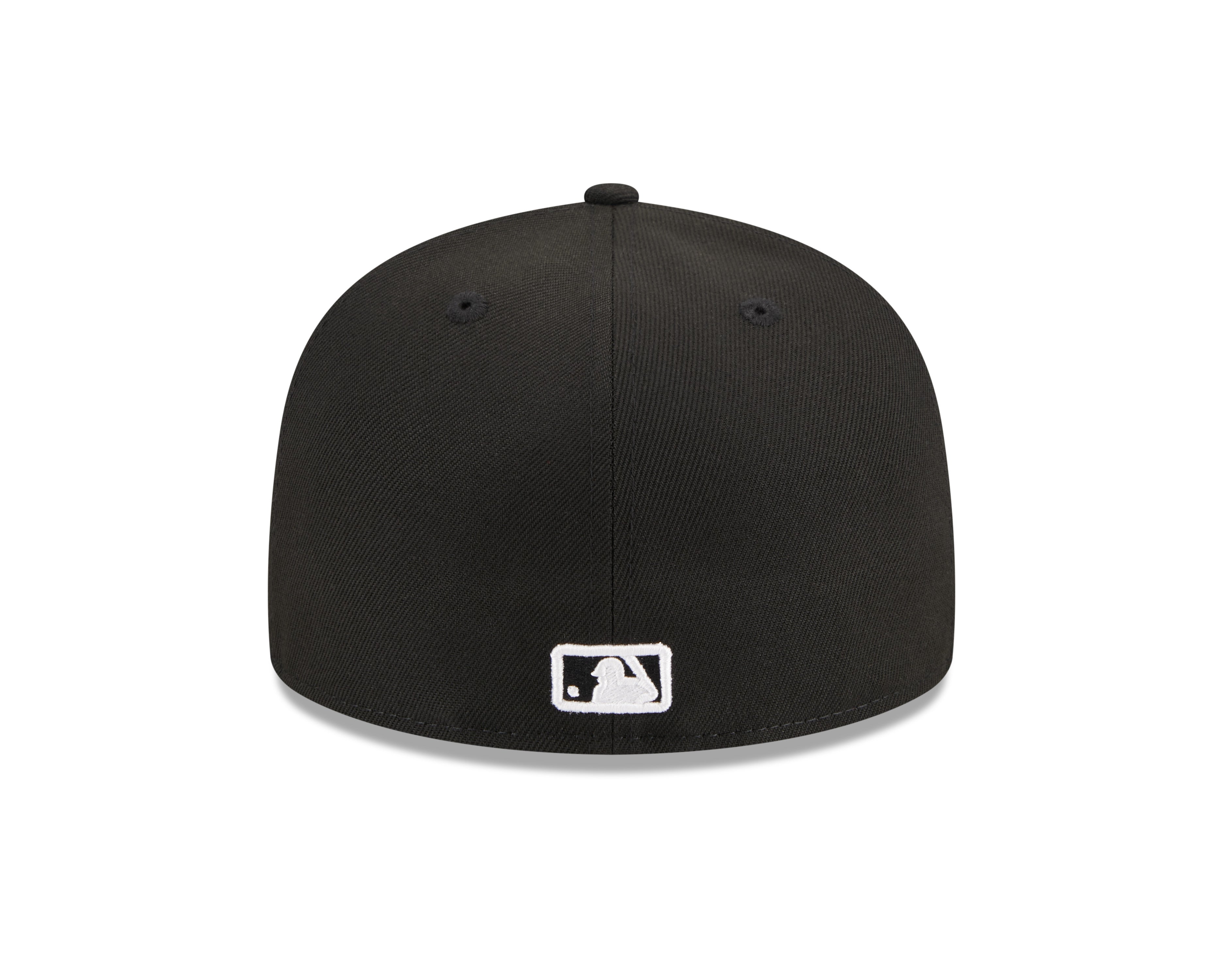 Sort New Era 59FIFTY fitted cap med Boston Red Sox logo og AST 1999-tryk, designet til fans af baseball.