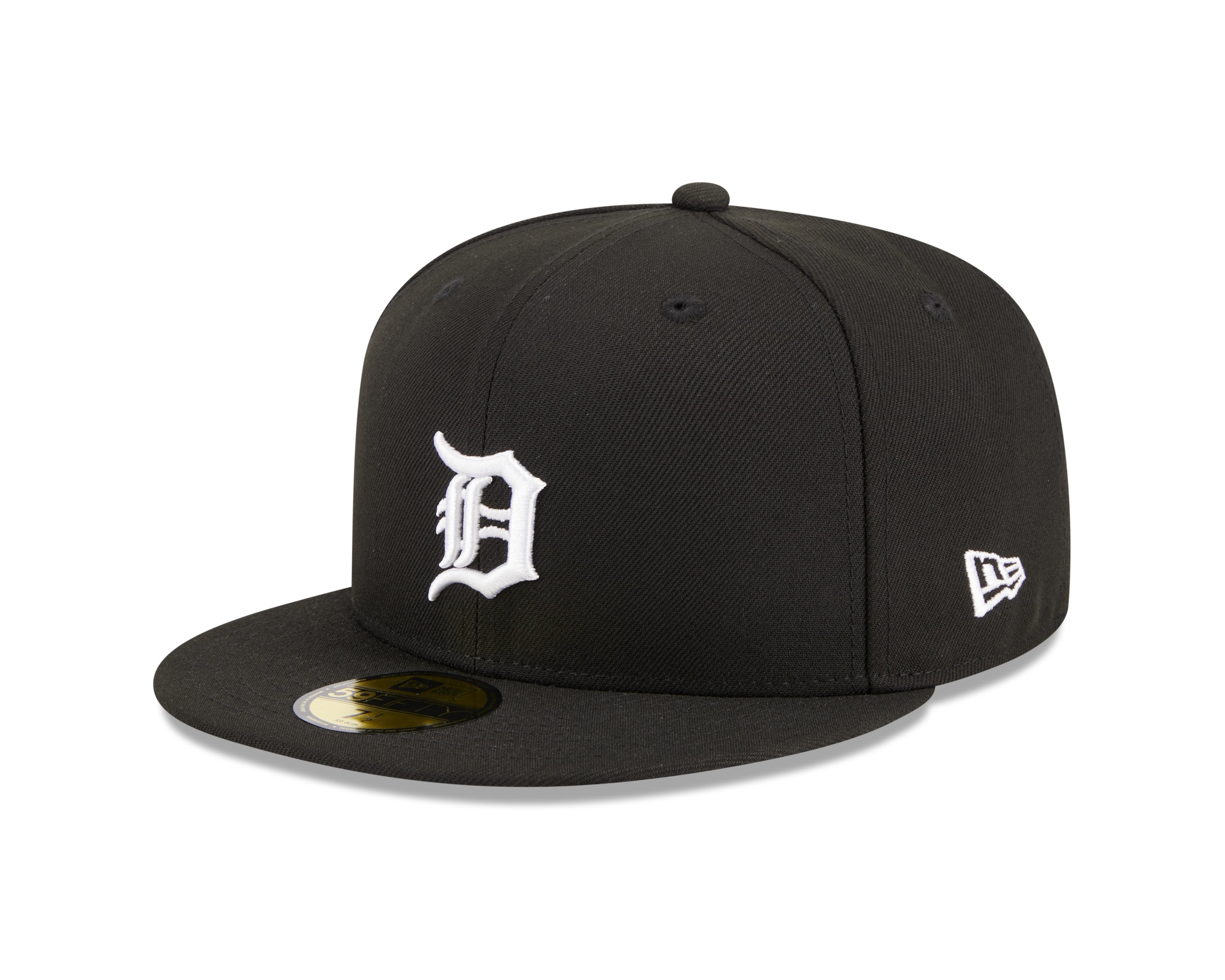 Sort New Era 59FIFTY Fitted Cap med Detroit Tigers logo og AST 2005 design, synlig på billedet.