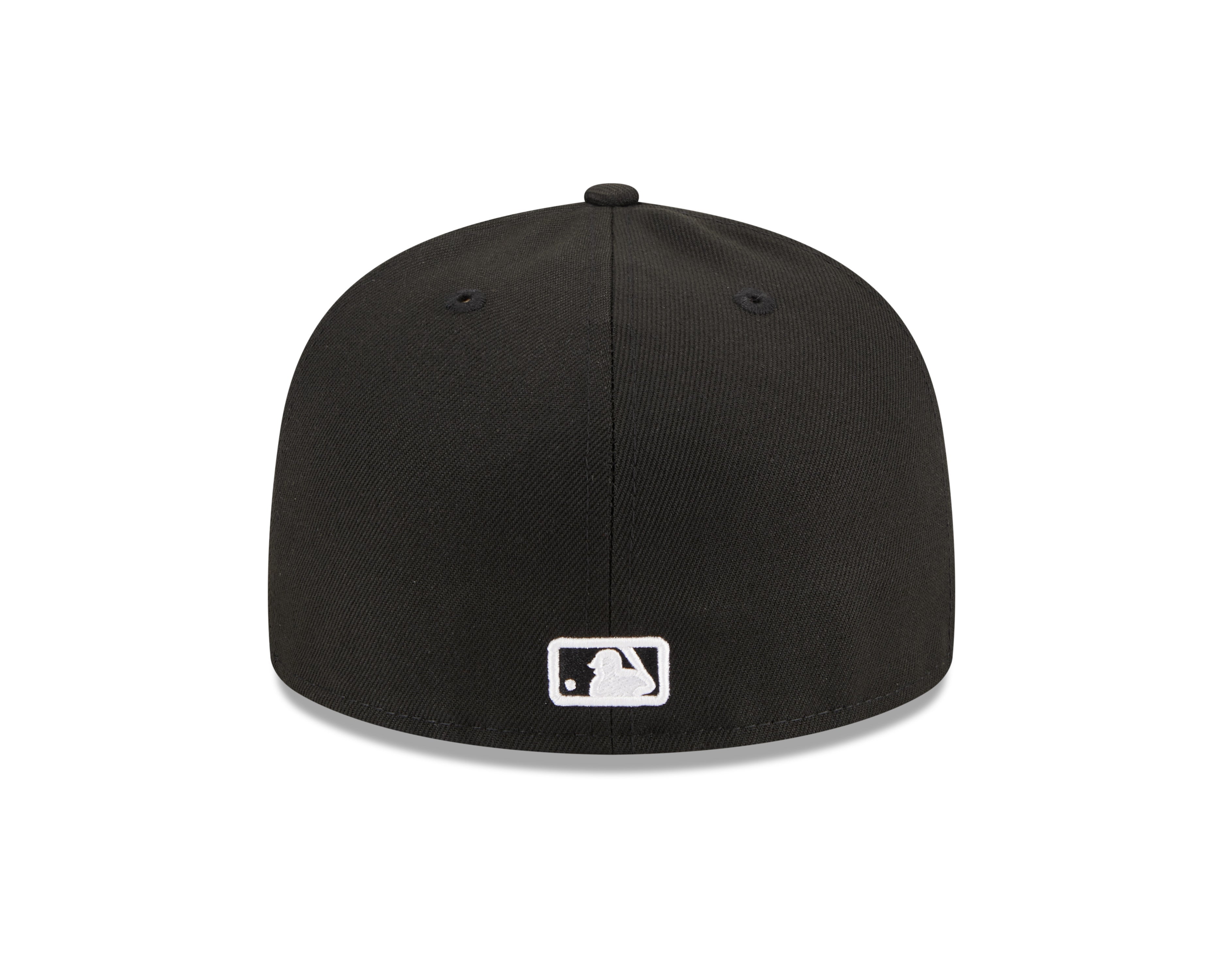Sort New Era 59FIFTY fitted cap med Detroit Tigers logo og AST 2005, lavet af stof med grønne og hvide detaljer.