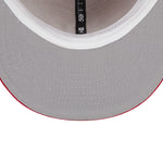 New Era 59FIFTY fitted cap med Los Angeles Dodgers logo, scarlet farve og WS 2000 detaljer, vises på billedet.