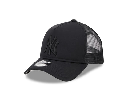 New Era New York Yankees All Day Trucker - Black On Black - Headz Up 