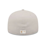 New Era 59FIFTY fitted cap med Yankees-logo i sten- og hvid farve, sports- og baseballhat med klassisk stil.