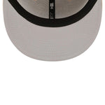 New Era 59FIFTY fitted cap til League Essential kollektion med Yankees-logo i sten- og hvidfarver, synligt fra forsiden.