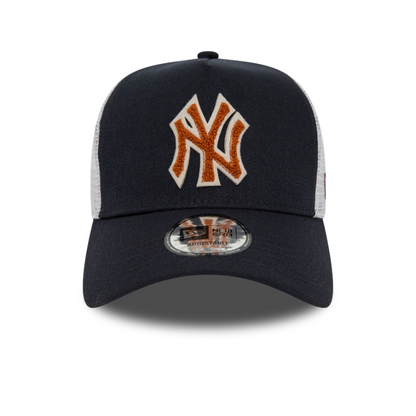 New Era - New York Yankees BOUCLE Trucker - Navy/Brown - Headz Up 
