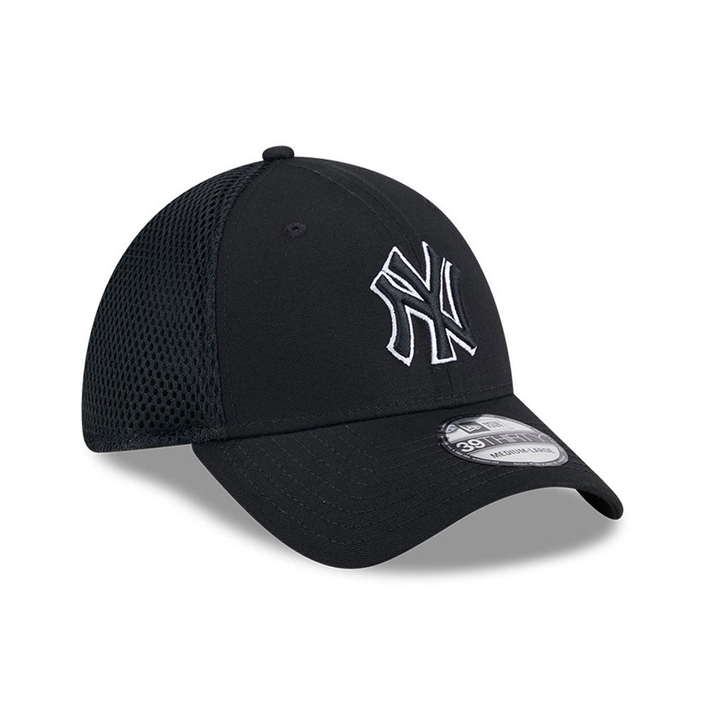 New Era - New York Yankees - MLB Evergreen Neo - 39THIRTY Stretch Fit Cap - Black - Headz Up 