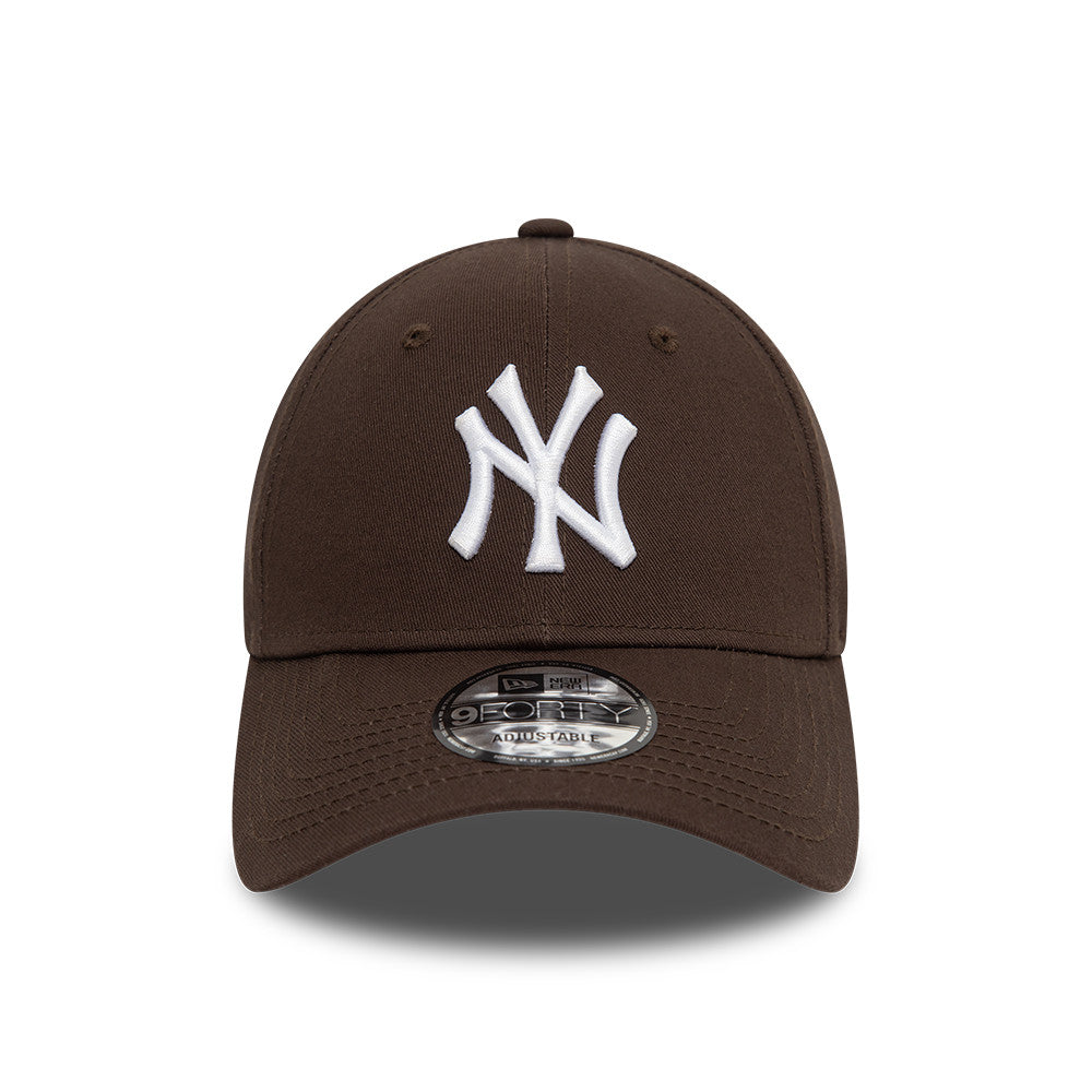 New Era - New York Yankees - 9Forty League Essentials - Brown/White - Headz Up 
