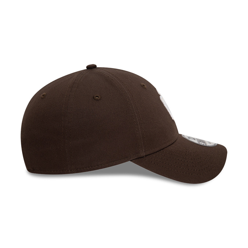 New Era - New York Yankees - 9Forty League Essentials - Brown/White - Headz Up 