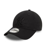 New Era - League Essential - 9TWENTY - New York Yankees - Washed Black On Black - Headz Up 