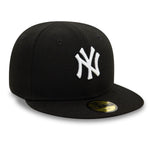 Sort New Era New York Yankees babyfitted cap med 59FIFTY design til spædbørn, blødt og komfortabelt hovedbeklædning.