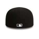 Sort New Era Yankees barnefitted cap med 59FIFTY pasform til spædbørn, med Yankees-logo og komfortabel pasform.