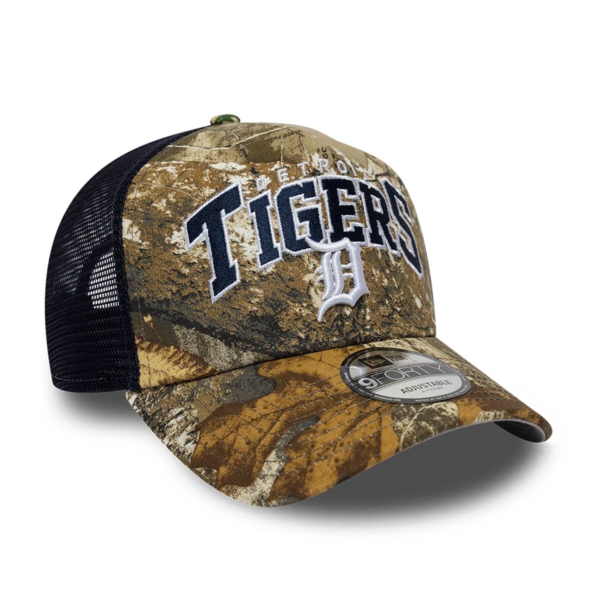 Danish: New Era 9FORTY A-Frame baseballkasket med Detroit Tigers logo og Real Tree camo mønster, komfortabel og stilfuld.