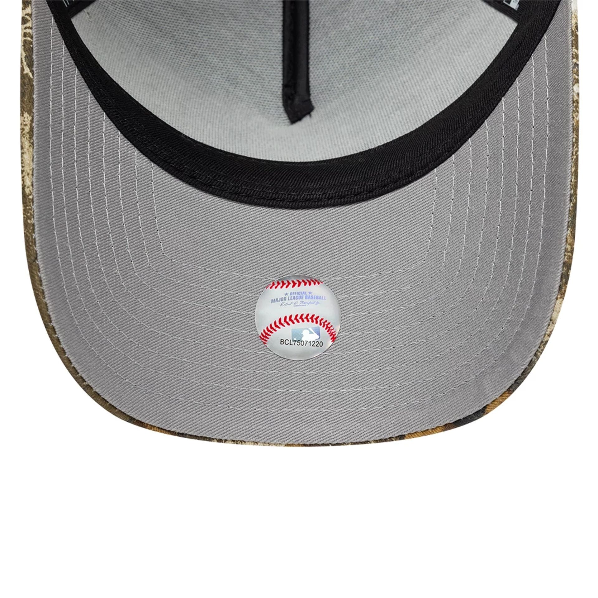New Era 9FORTY A-Frame Detroit Tigers baseballkappe med Real Tree camo-mønster, justerbar og komfortabel til fans.