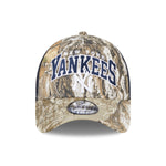 New Era 9FORTY A-Frame trucker hat med Yankees og Real Tree camo mønster, justerbar snapback cap.