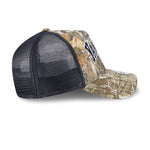 New Era 9FORTY A-Frame New York Yankees trucker cap med Realtree camo mønster set fra højre side