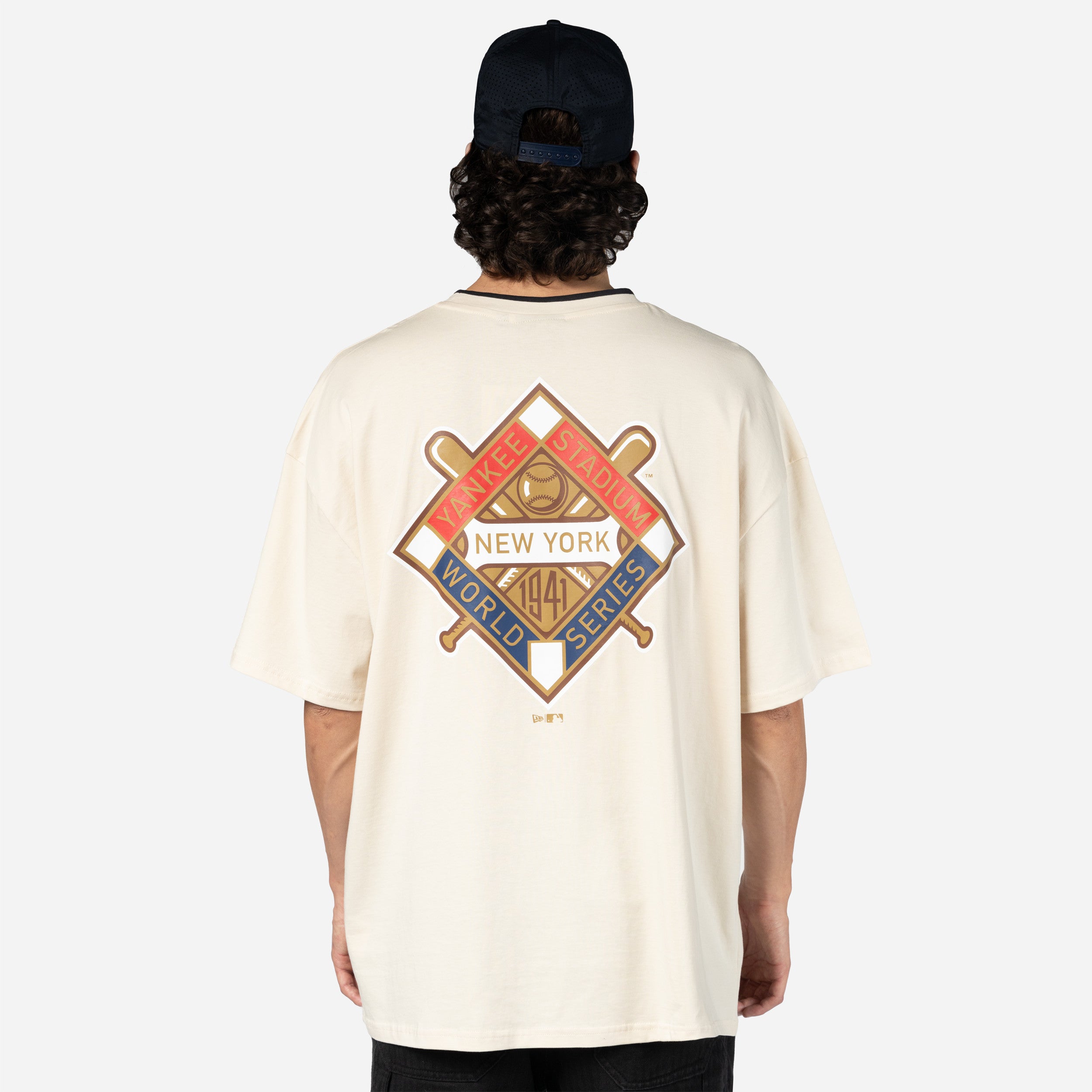 New Era - World Series Drop Shoulder T-Shirt - New York Yankees - Light Beige - Headz Up 