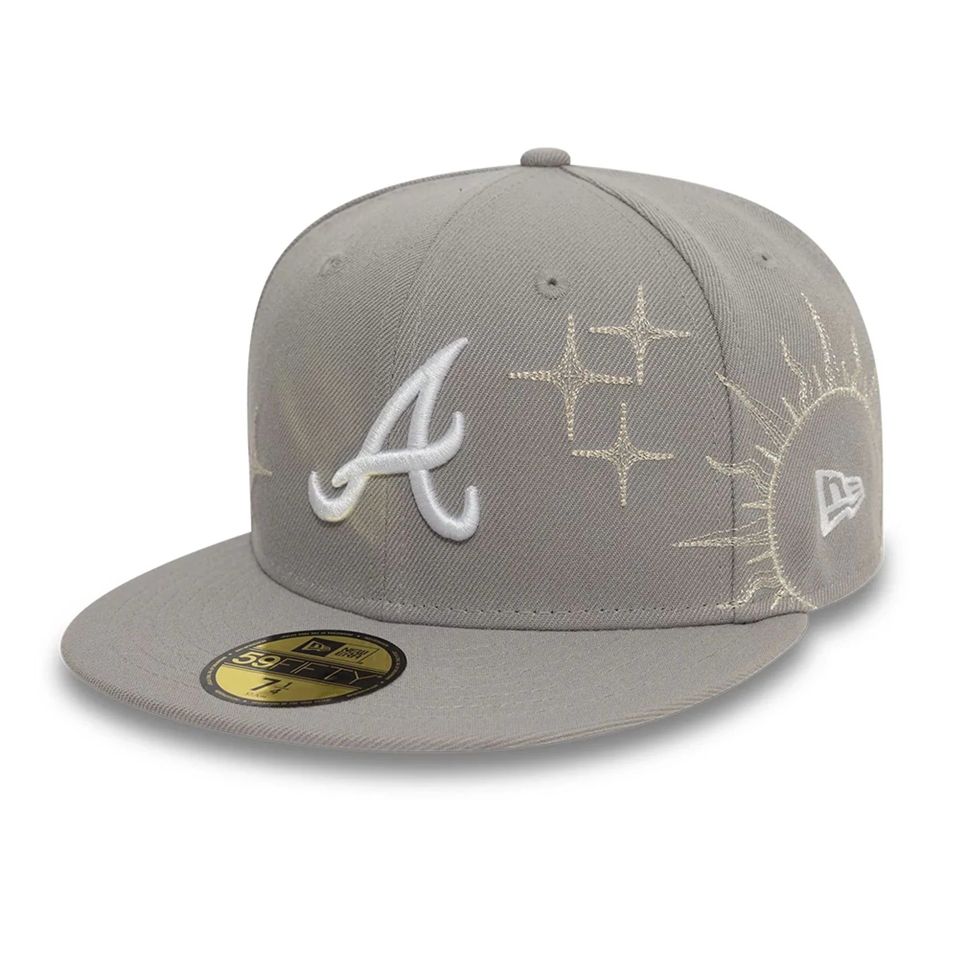 New Era 59FIFTY fitted cap med Atlanta Braves logo i grå, zodiac-motiv og klassisk sportstil.