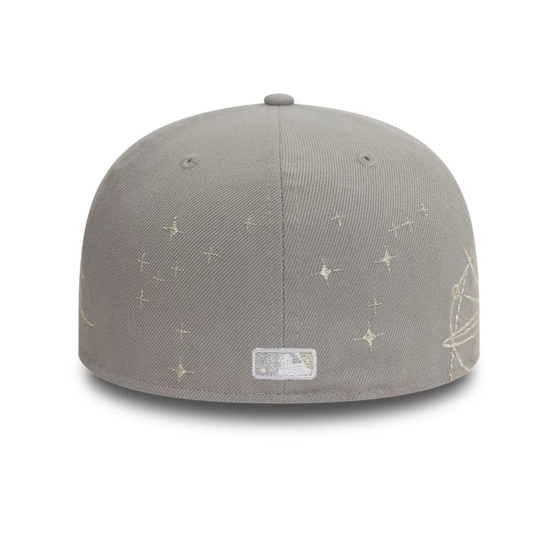 Grå New Era 59FIFTY Fitted Cap med Atlanta Braves logo og Zodiac-design, perfekt til fans og samlere.
