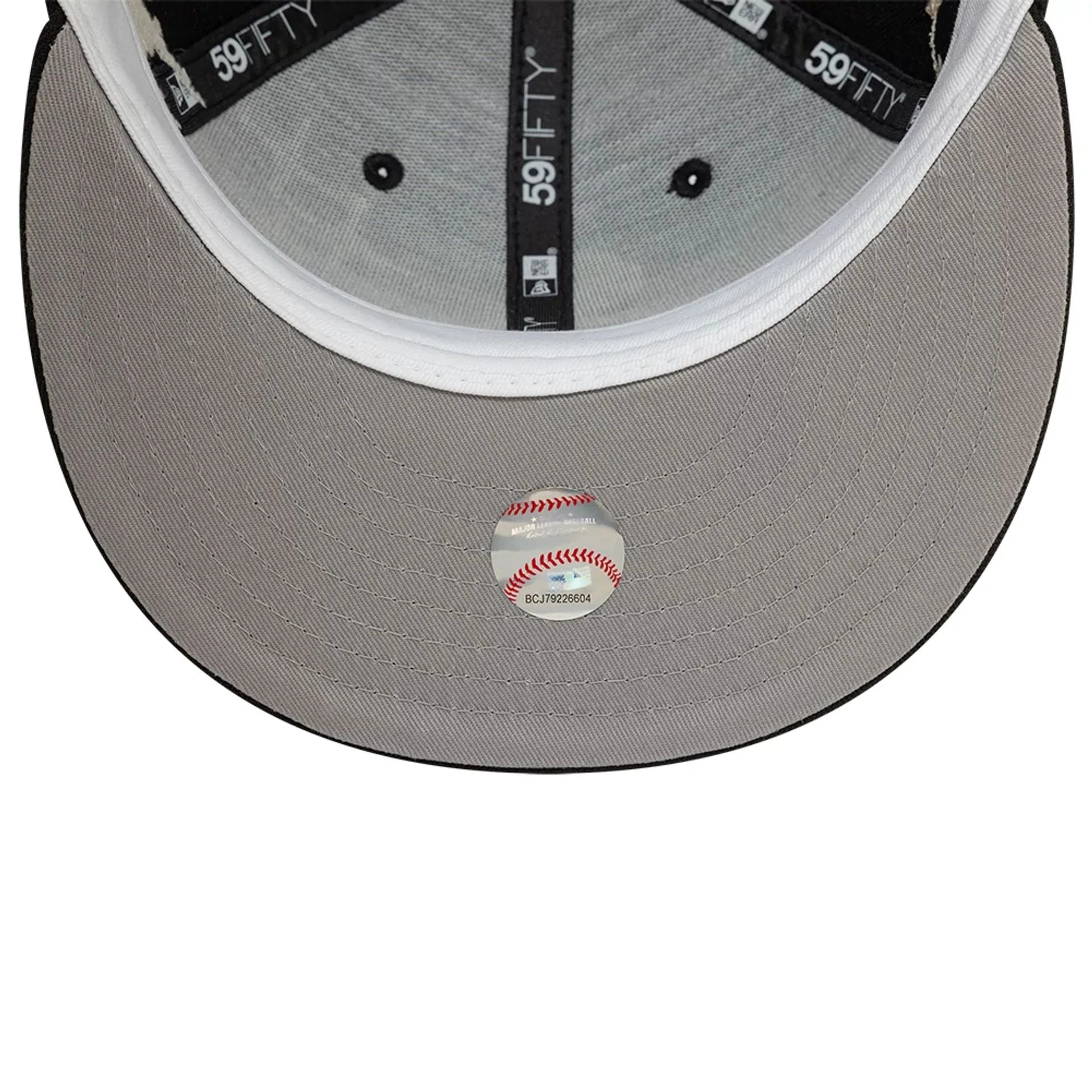 Sort New Era 59FIFTY fitted cap med Chicago White Sox logo og zodiac-design, komfortabel og stilfuld hovedbeklædning