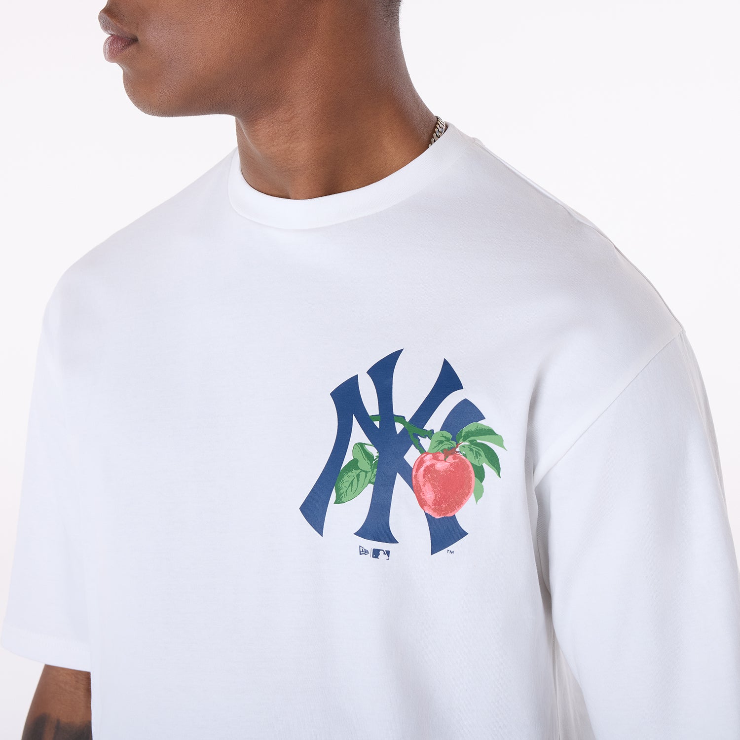New Era - MLB Fruit Graphic - T-Shirt  - New York Yankees - Off White - Headz Up 