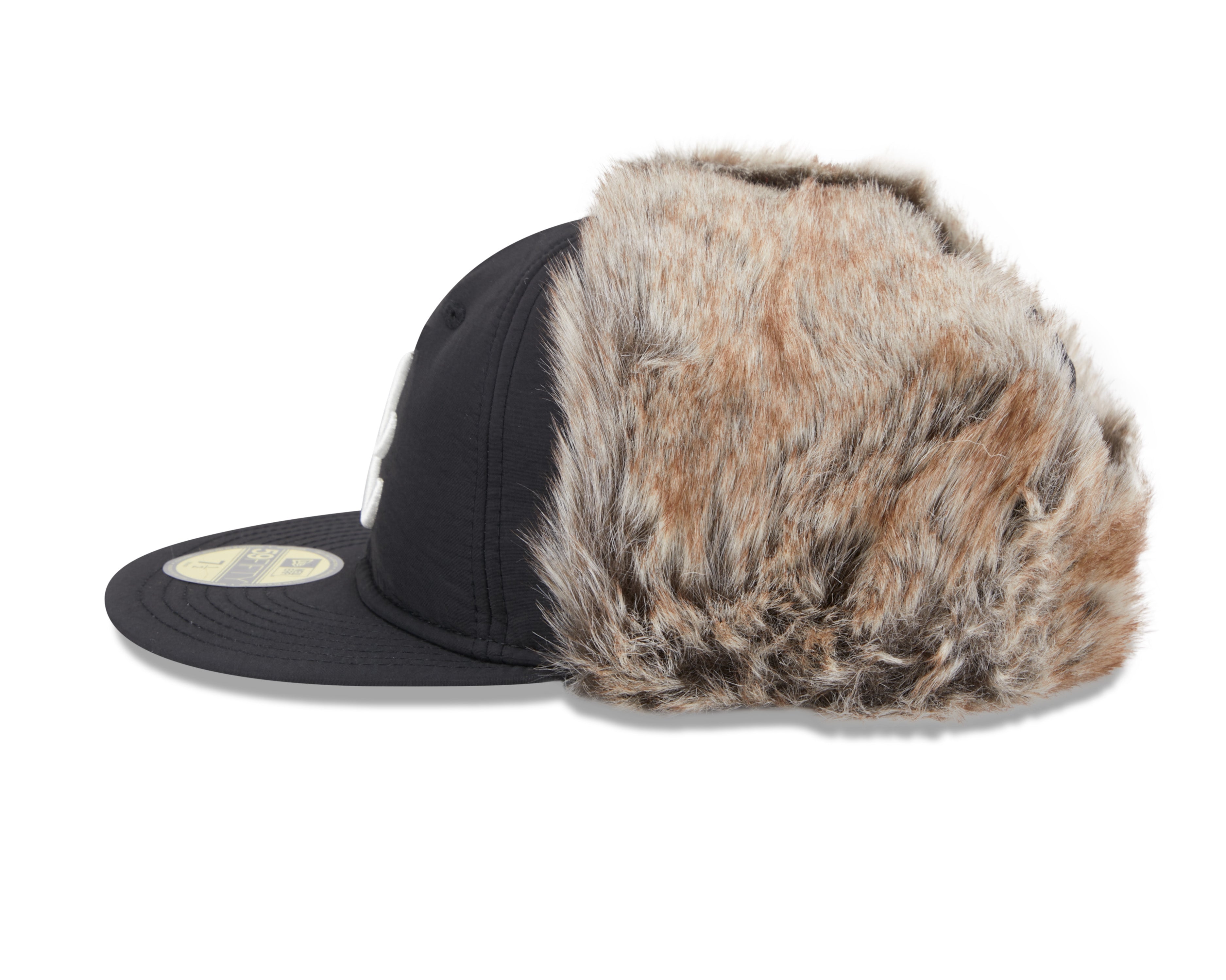 New Era - 59FIFTY Fitted Cap - WINTER DOGEAR - Atlanta Braves - Black - Headz Up 