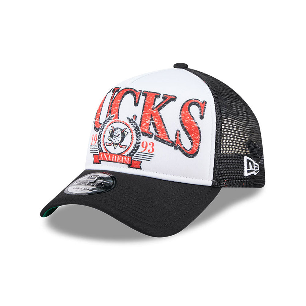 New Era - Anaheim Ducks - DISTRESSED Trucker Cap - White/Black - Headz Up 