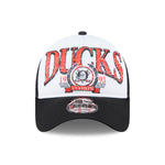New Era - Anaheim Ducks - DISTRESSED Trucker Cap - White/Black - Headz Up 