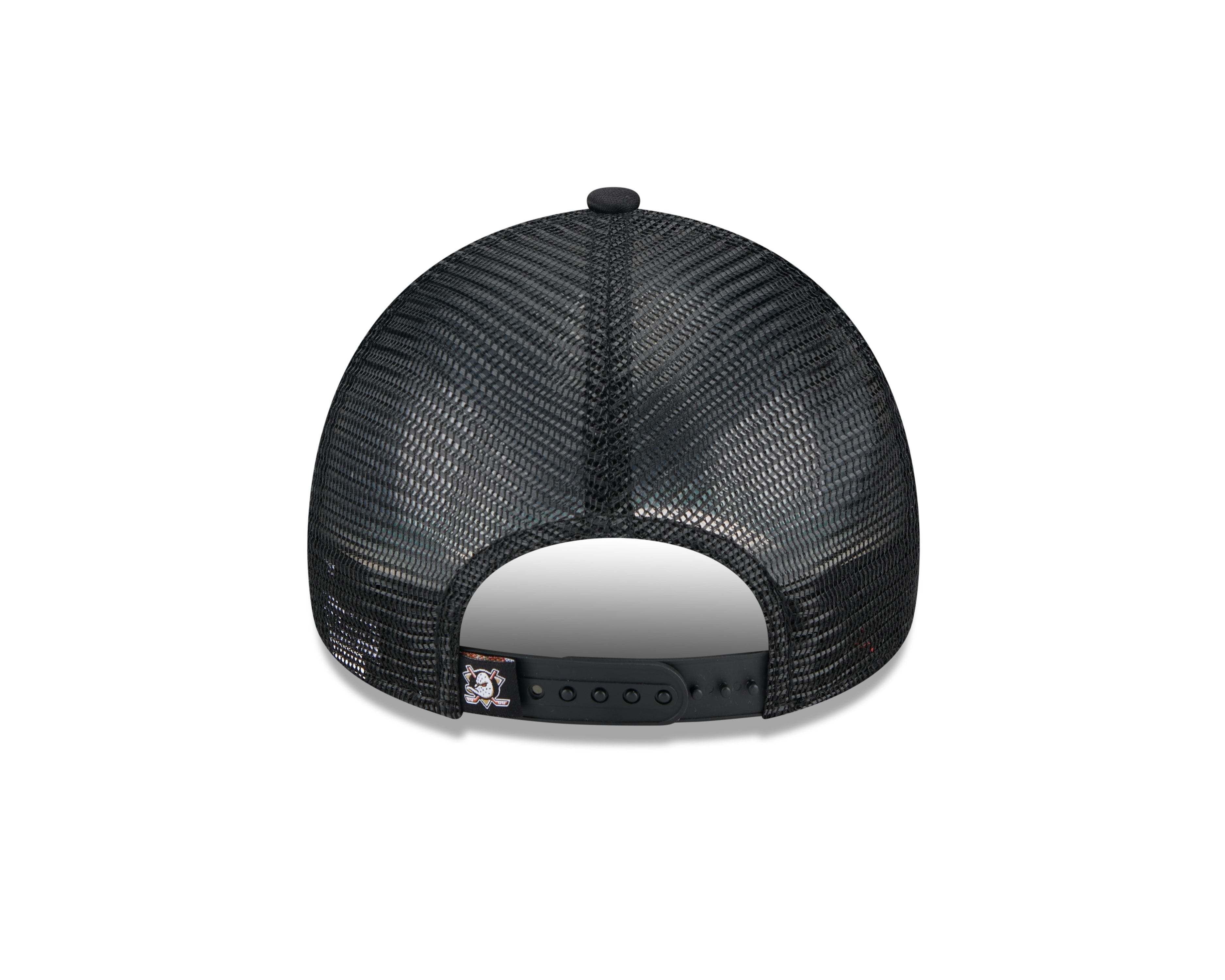 New Era - Anaheim Ducks - DISTRESSED Trucker Cap - White/Black - Headz Up 
