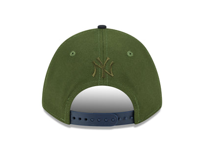 New Era - New York Yankees - 9forty M-Crown - A-Frame Cap - City Feature - Olive - Headz Up 