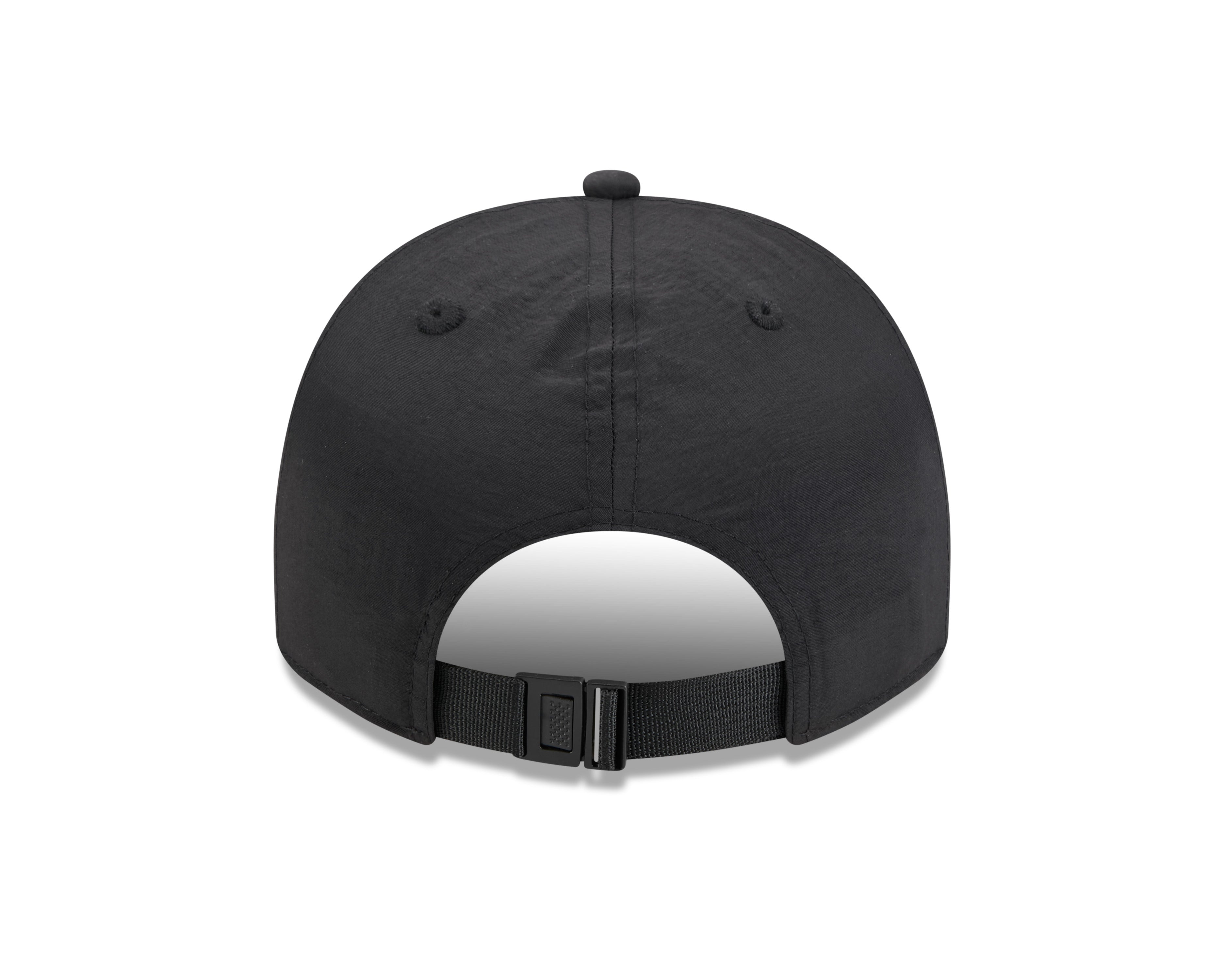 New Era - New York Knicks - THE GOLFER Strapback - Everyday Nylon - Black - Headz Up 
