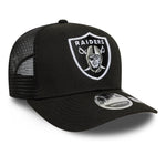 Sort New Era 9SEVENTY Stretch Snapback kasket med Las Vegas Raiders logo, afslappet og sporty design.