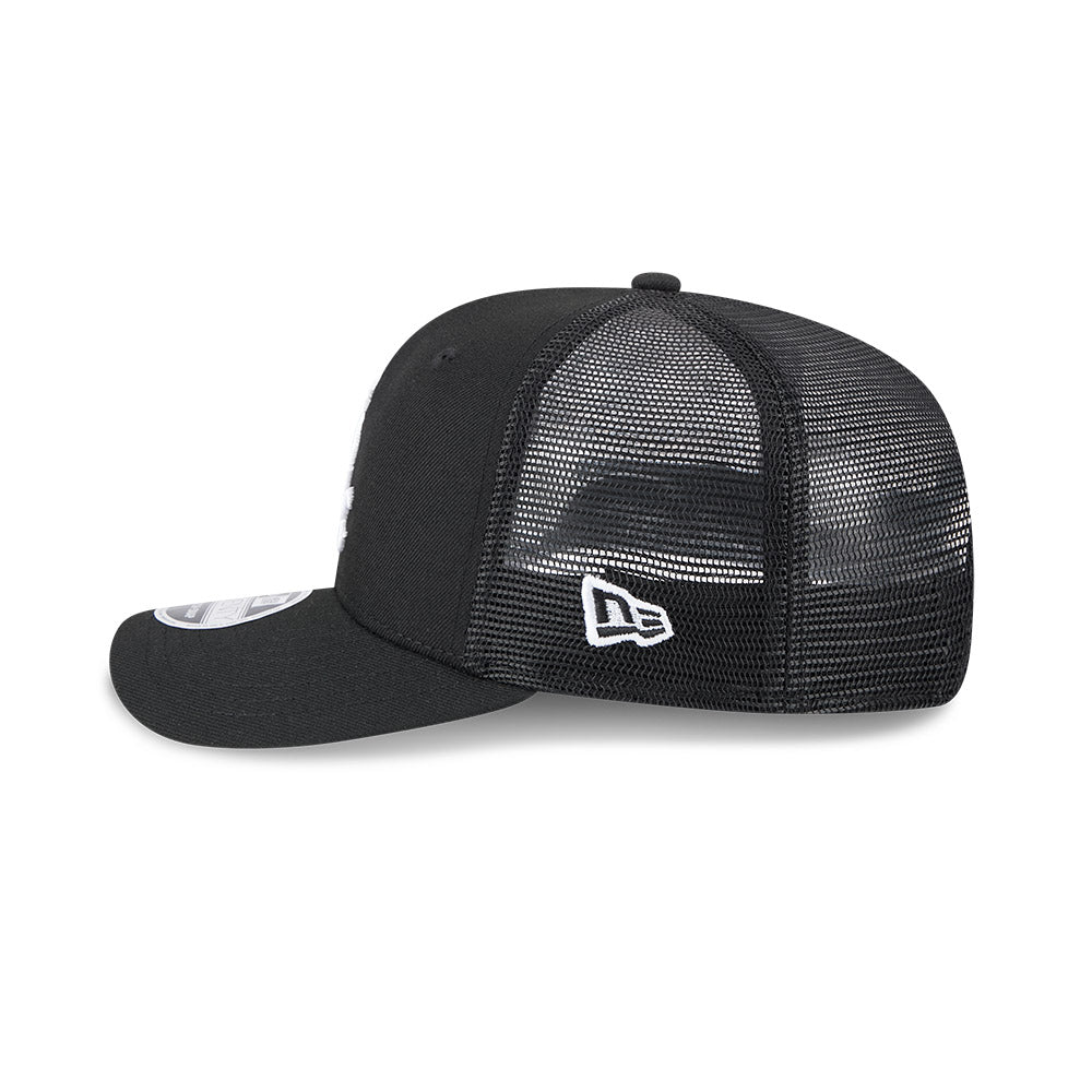 New Era Chicago White Sox 9SEVENTY stretch mesh snapback cap med hvidt logo og justerbart strop foran.
