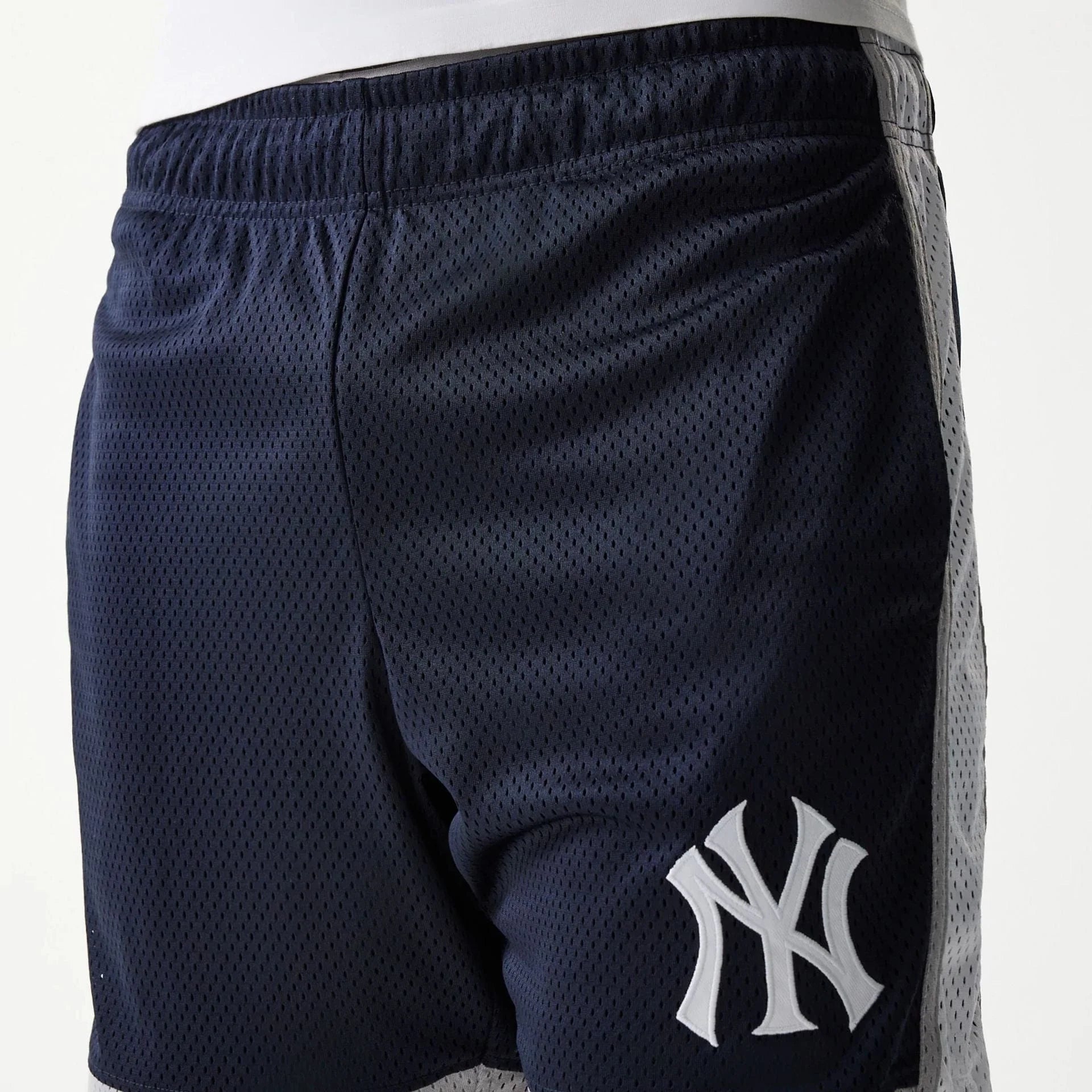 New Era - New York Yankees MLB Sport Classic Navy Shorts - Headz Up 