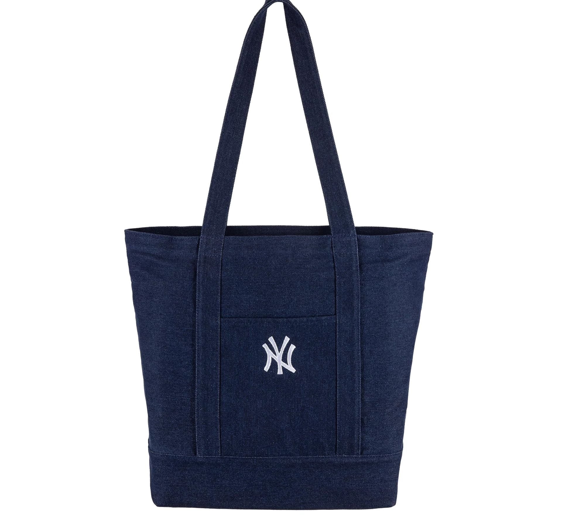 Navy New Era Denim Tote Bag med NY Yankees logo, lavet af denim, til dagligbrug eller sport.