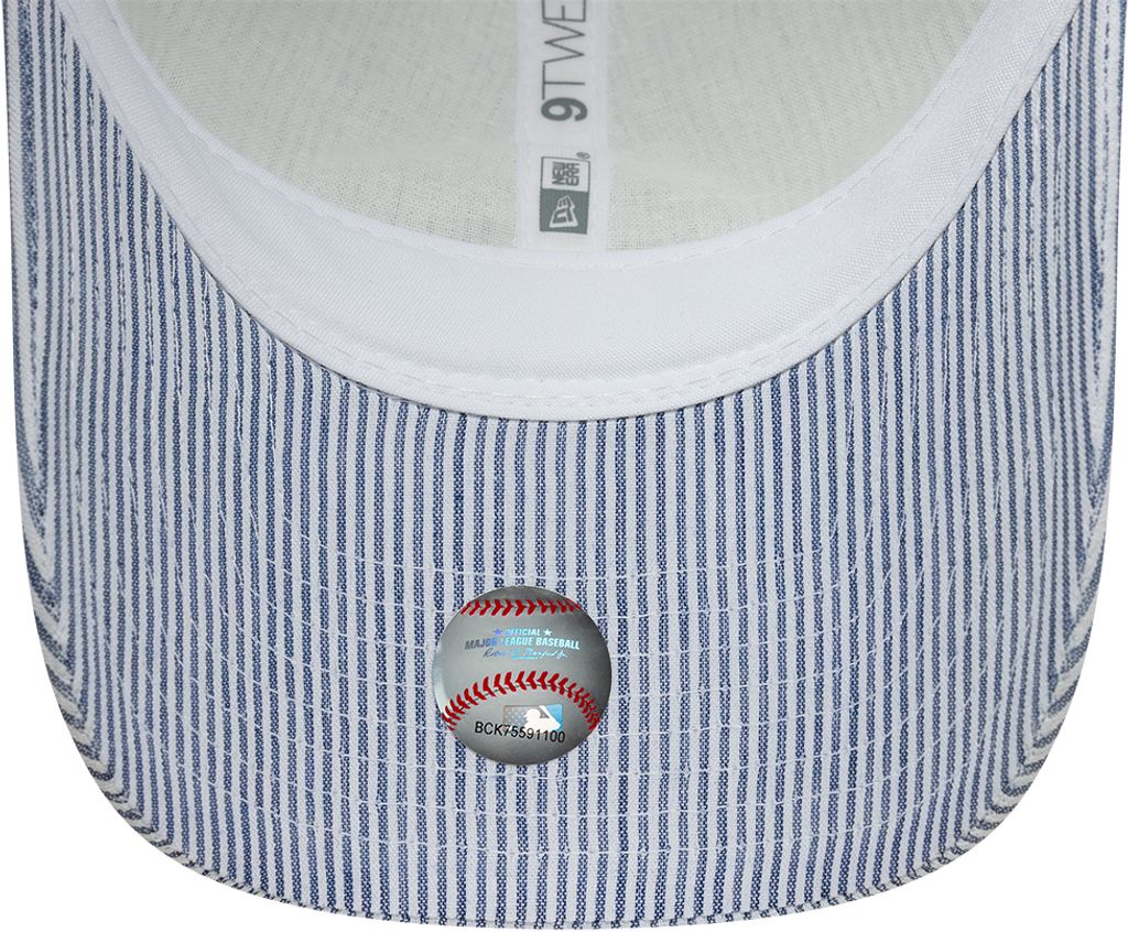 New Era Yankees 9TWENTY seersucker kasket i navy og hvid med justerbar rem og 6-panel design